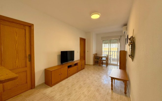 Resale - Apartment -
Torrevieja - Playa de los Locos