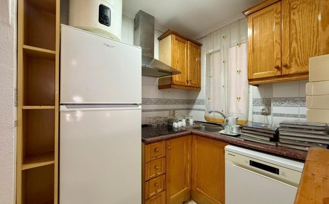 Resale - Apartment -
Torrevieja - Playa de los Locos