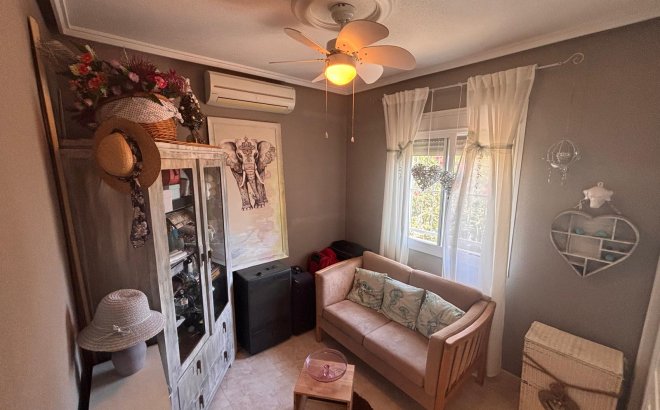 Resale - Villa -
Ciudad Quesada - Costa Blanca