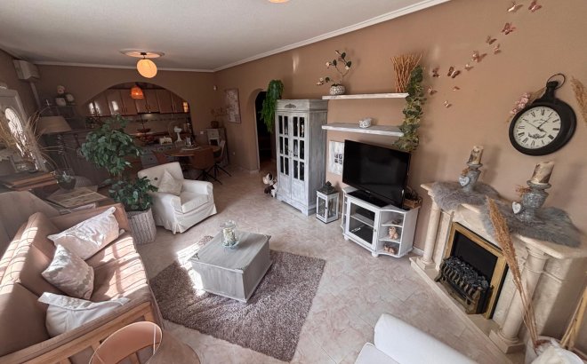 Resale - Villa -
Ciudad Quesada - Costa Blanca