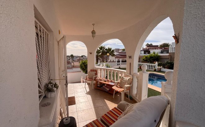 Resale - Villa -
Ciudad Quesada - Costa Blanca