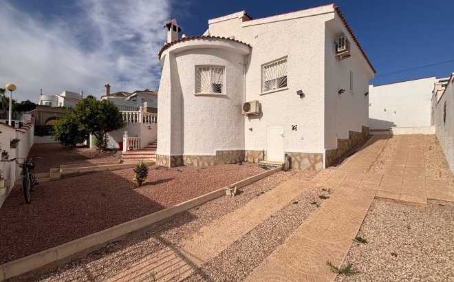 Resale - Villa -
Ciudad Quesada - Costa Blanca