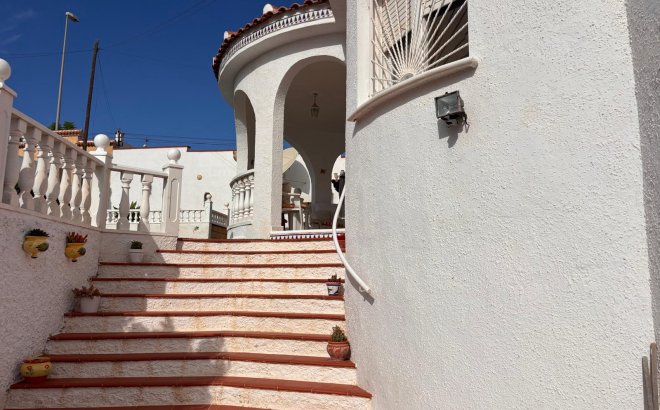 Resale - Villa -
Ciudad Quesada - Costa Blanca