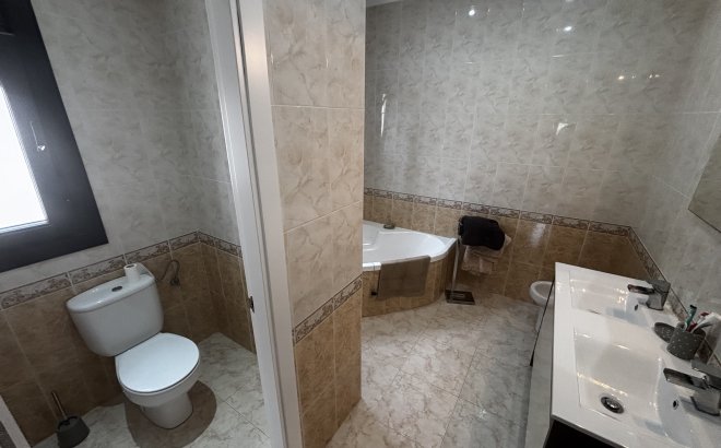 Resale - Villa -
Ciudad Quesada - Costa Blanca