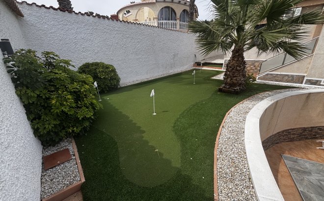 Resale - Villa -
Ciudad Quesada - Costa Blanca