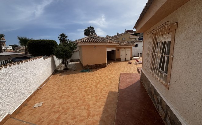 Resale - Villa -
Ciudad Quesada - Costa Blanca
