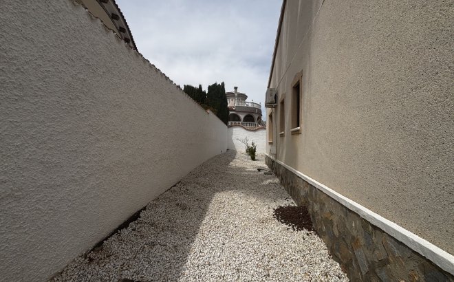 Resale - Villa -
Ciudad Quesada - Costa Blanca