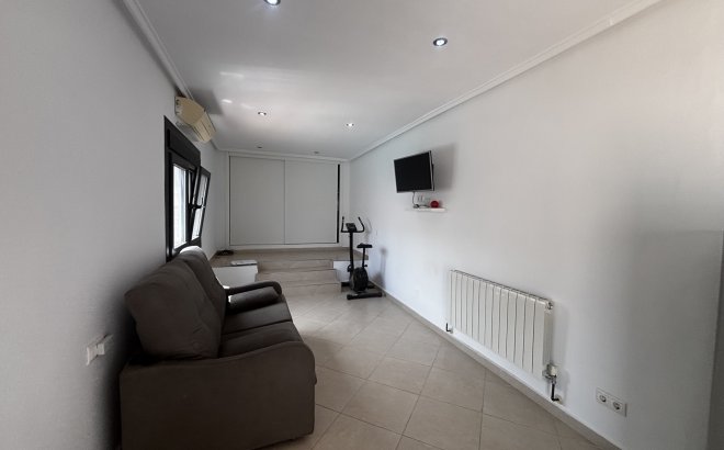 Resale - Villa -
Ciudad Quesada - Costa Blanca