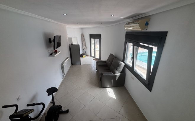 Resale - Villa -
Ciudad Quesada - Costa Blanca