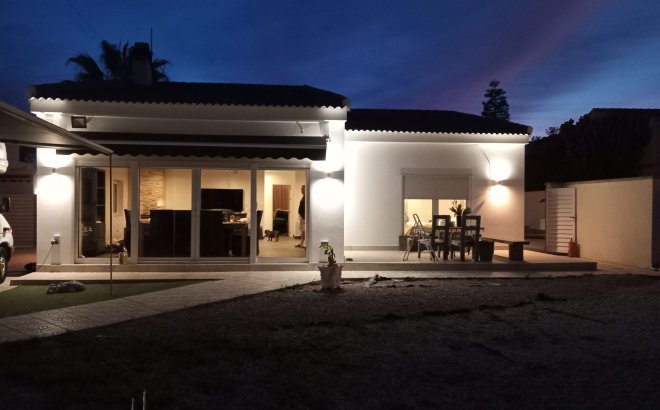 Resale - Villa -
Cabo Roig - Costa Blanca