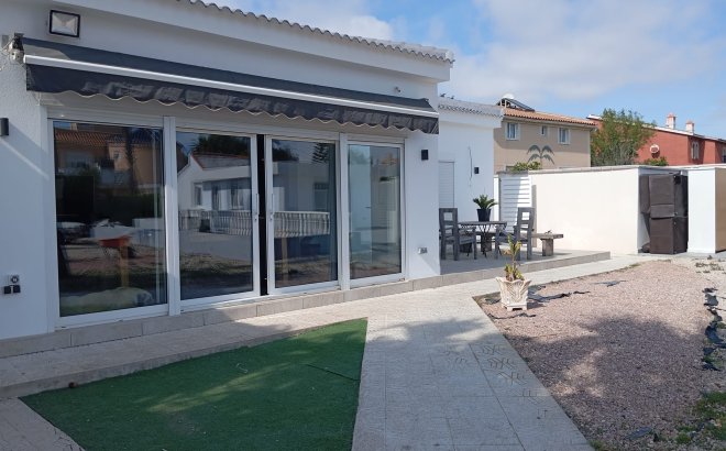 Resale - Villa -
Cabo Roig - Costa Blanca