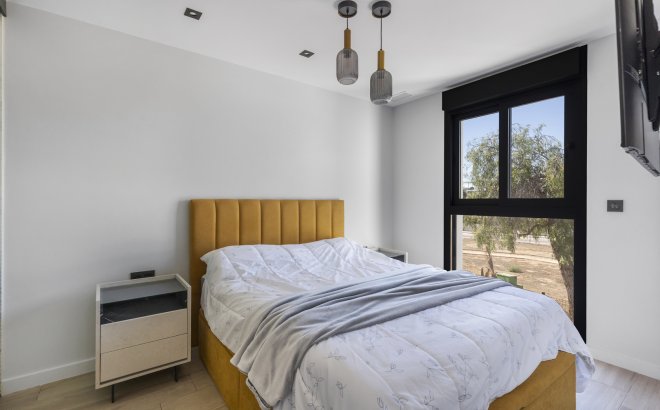 Revente - Penthouse -
Orihuela Costa - Costa Blanca