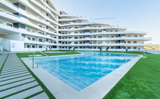 Herverkoop - Appartement -
San Miguel de Salinas - Inland
