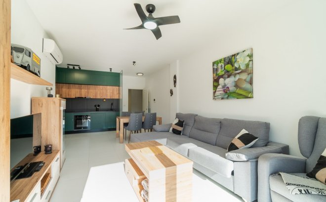 Herverkoop - Appartement -
San Miguel de Salinas - Inland