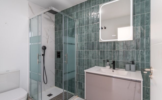 Herverkoop - Appartement -
San Miguel de Salinas - Inland