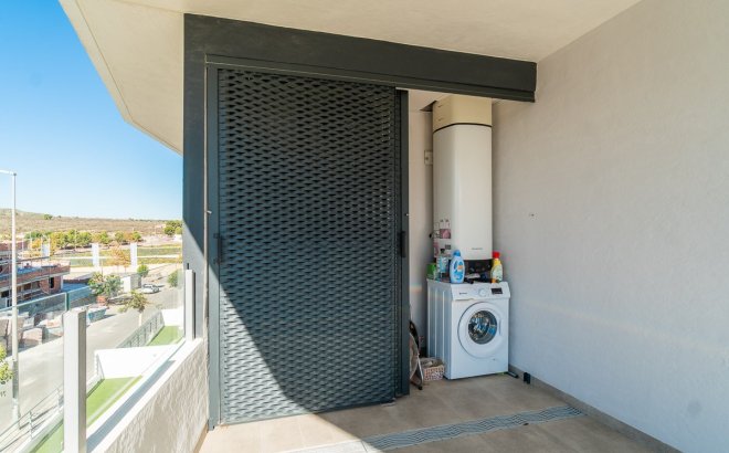 Herverkoop - Appartement -
San Miguel de Salinas - Inland