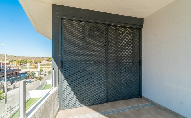 Herverkoop - Appartement -
San Miguel de Salinas - Inland