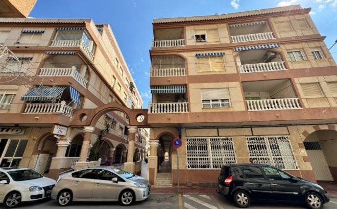 Resale - Apartment -
La Mata - Costa Blanca