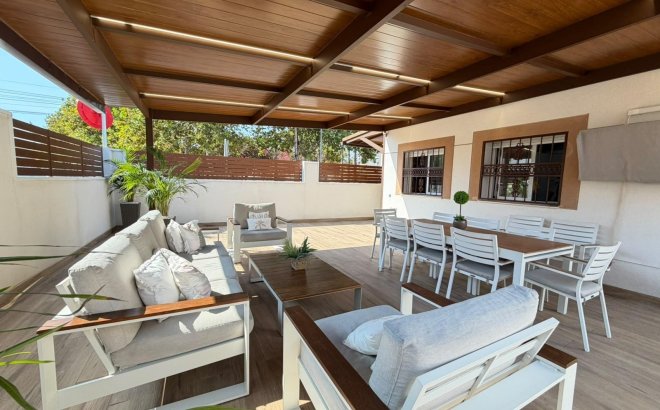 Revente - Town House -
Torrevieja - Nueva Torrevieja