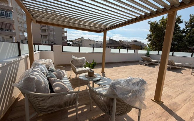 Revente - Town House -
Torrevieja - Nueva Torrevieja