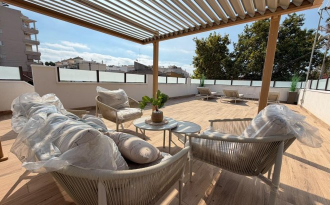 Revente - Town House -
Torrevieja - Nueva Torrevieja