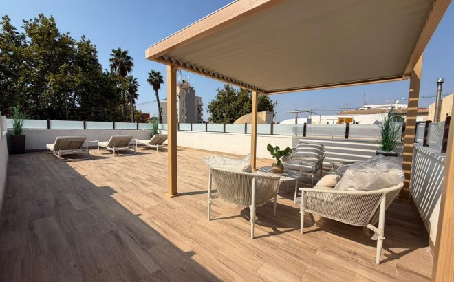 Revente - Town House -
Torrevieja - Nueva Torrevieja