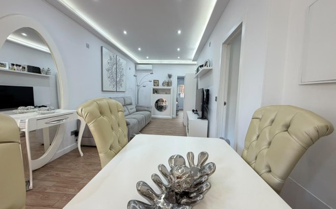 Revente - Town House -
Torrevieja - Nueva Torrevieja