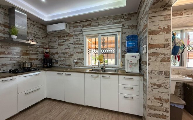 Revente - Town House -
Torrevieja - Nueva Torrevieja