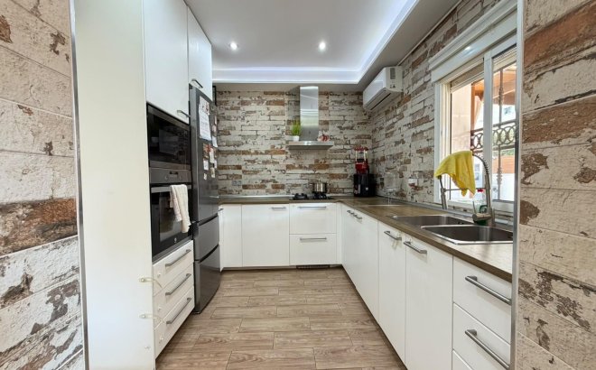 Revente - Town House -
Torrevieja - Nueva Torrevieja