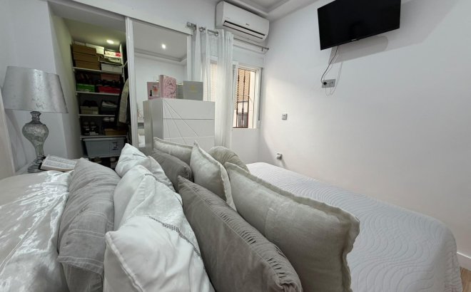Revente - Town House -
Torrevieja - Nueva Torrevieja
