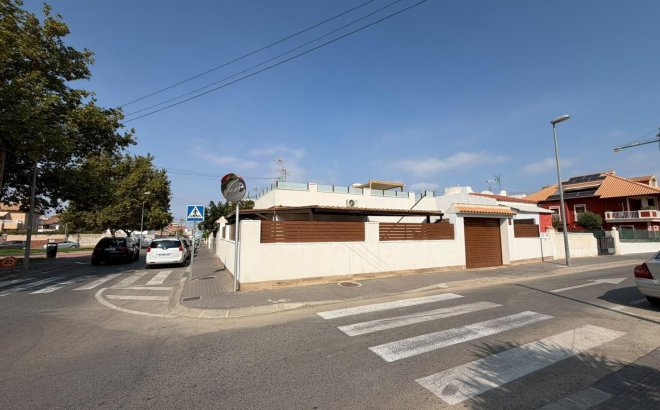 Revente - Town House -
Torrevieja - Nueva Torrevieja