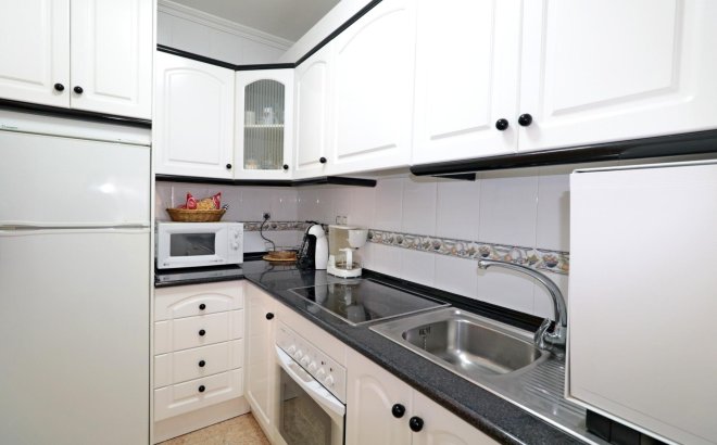 Resale - Apartment -
Torrevieja - Acequion