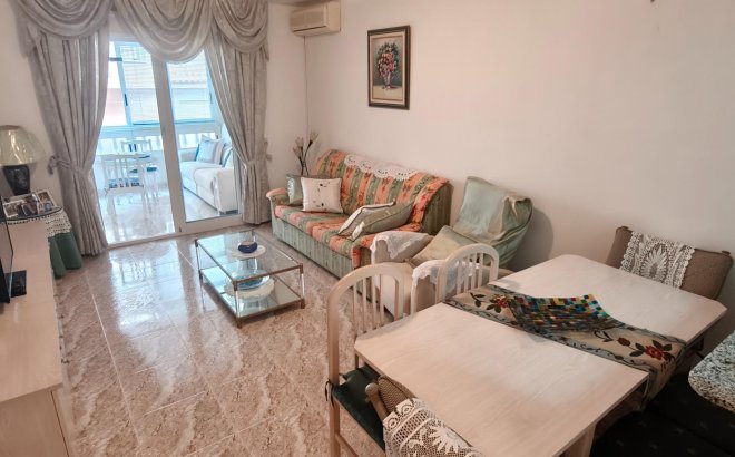 Revente - Appartement -
Torrevieja - Playa del Cura