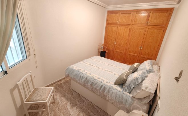 Revente - Appartement -
Torrevieja - Playa del Cura