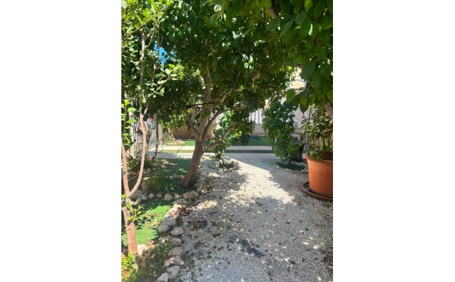 Resale - Villa -
Orihuela Costa - Lomas de Cabo Roig