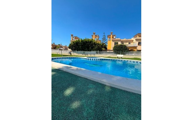 Resale - Villa -
Orihuela Costa - Lomas de Cabo Roig