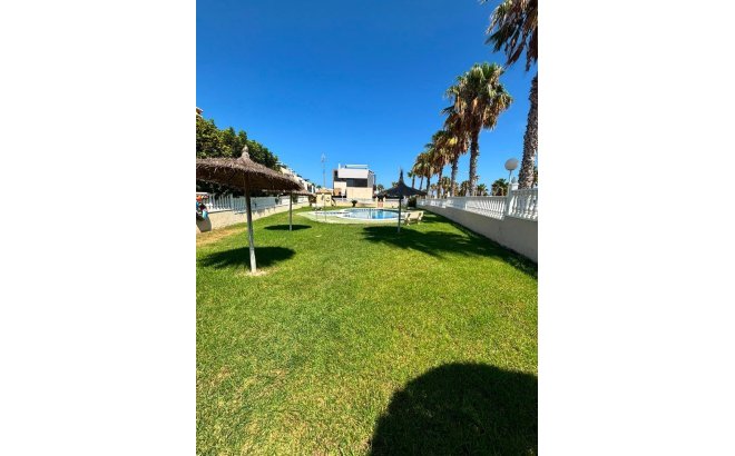 Resale - Villa -
Orihuela Costa - Lomas de Cabo Roig