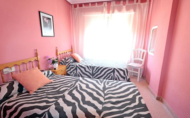 Resale - Apartment -
Torrevieja - Acequion
