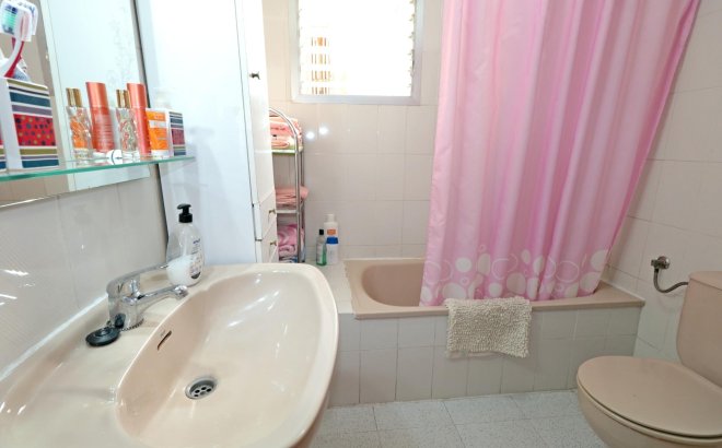 Resale - Apartment -
Torrevieja - Acequion