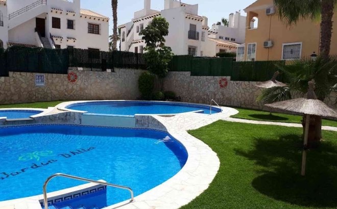 Revente - Appartement -
Orihuela Costa - Costa Blanca