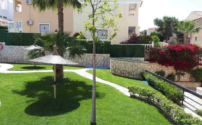 Revente - Appartement -
Orihuela Costa - Costa Blanca