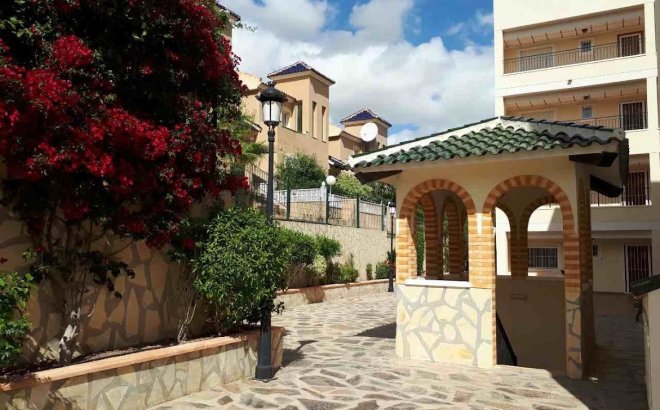 Revente - Appartement -
Orihuela Costa - Costa Blanca