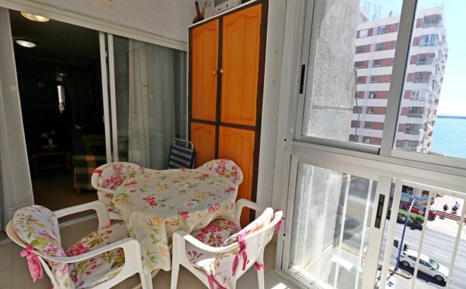 Resale - Apartment -
Playa Del Acequion - Costa Blanca