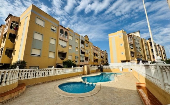 Resale - Apartment -
La Mata - Costa Blanca