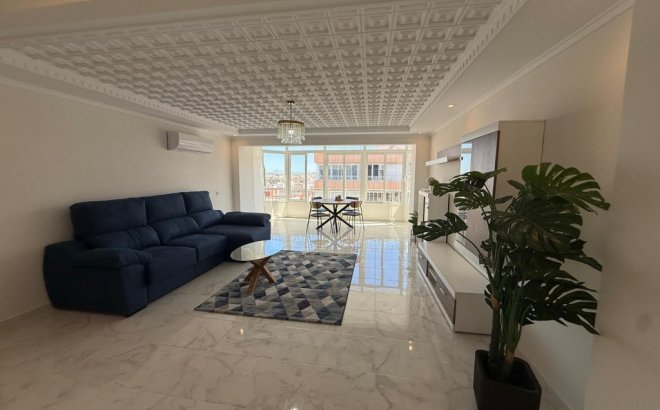 Resale - Apartment -
Playa Del Acequion - Costa Blanca