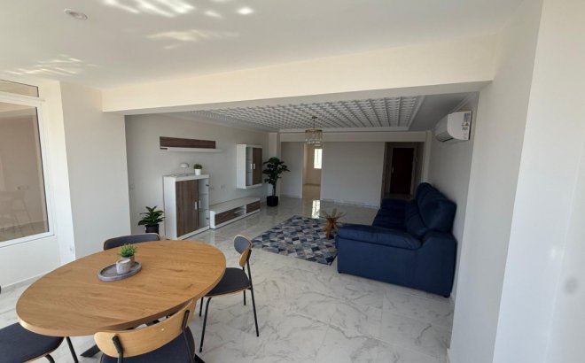 Resale - Apartment -
Playa Del Acequion - Costa Blanca