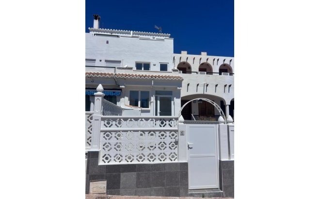 Resale - Dúplex -
Torrevieja - Costa Blanca