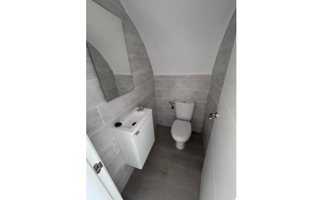 Resale - Dúplex -
Torrevieja - Costa Blanca