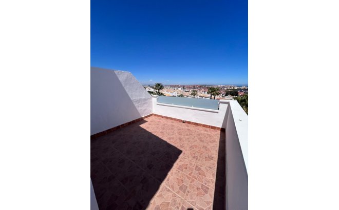 Resale - Dúplex -
Torrevieja - Costa Blanca