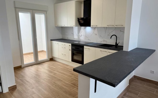 Resale - Semi Detached -
Ciudad Quesada - Costa Blanca